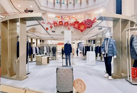 金利来「金质生活限定店」出圈出彩