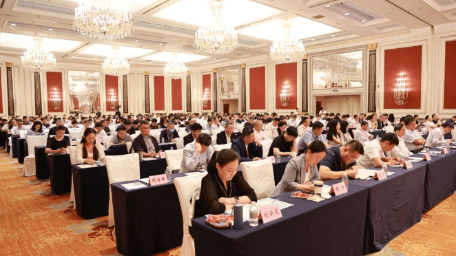 喜訊 | 金利來主席曾智明當選中國皮革協會副理事長