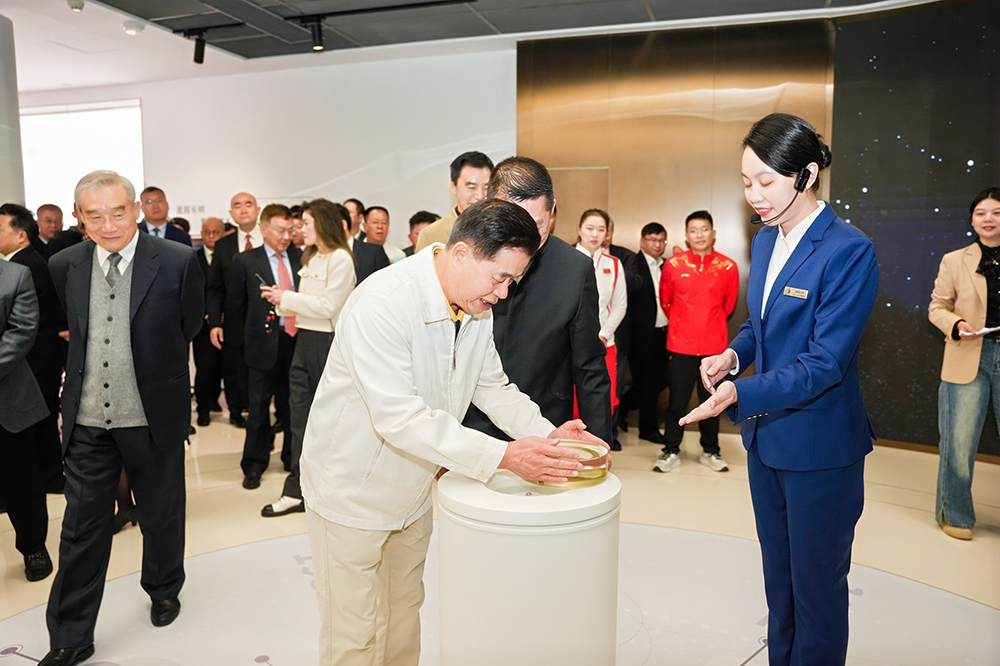 曾憲梓事蹟展覽館